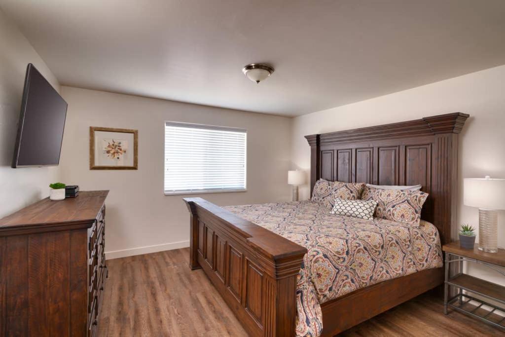 5K Top Floor Redcliff Condo, Pool & Hot Tub Moab Buitenkant foto