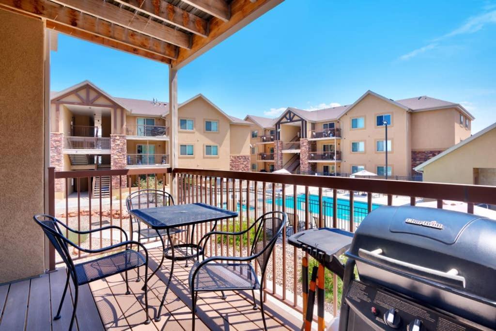 5K Top Floor Redcliff Condo, Pool & Hot Tub Moab Buitenkant foto